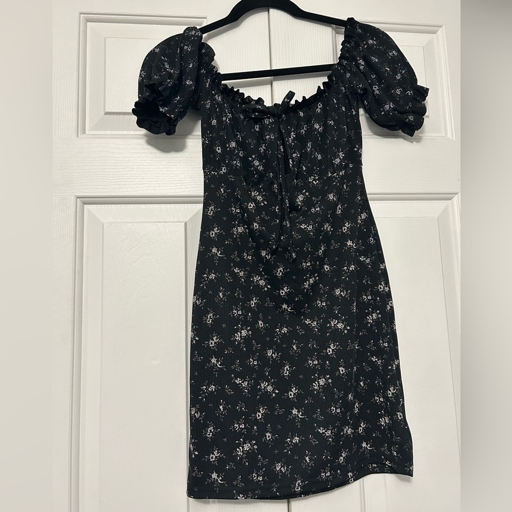 Prettylittlethings mini dress US 8 floral print